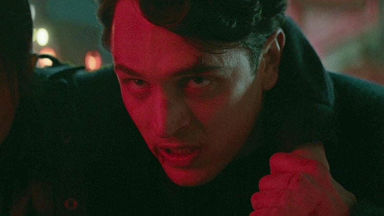 Winston (Colin Woodell) wants revenge against Cormac (Mel Gibson) in The Continental: From the World of John Wick Episode 1 "Brothers in Arms" (2023), Lionsgate Television