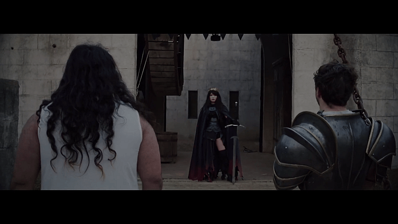 Emiru becomes queen of the castle while promoting OTK via YouTube