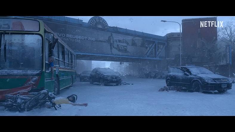 An apocalyptic scene after toxic snow falls in Buenos Aires in The Eternaut Season 1 Episode 1 "A Night of Cards" (2025), Netflix