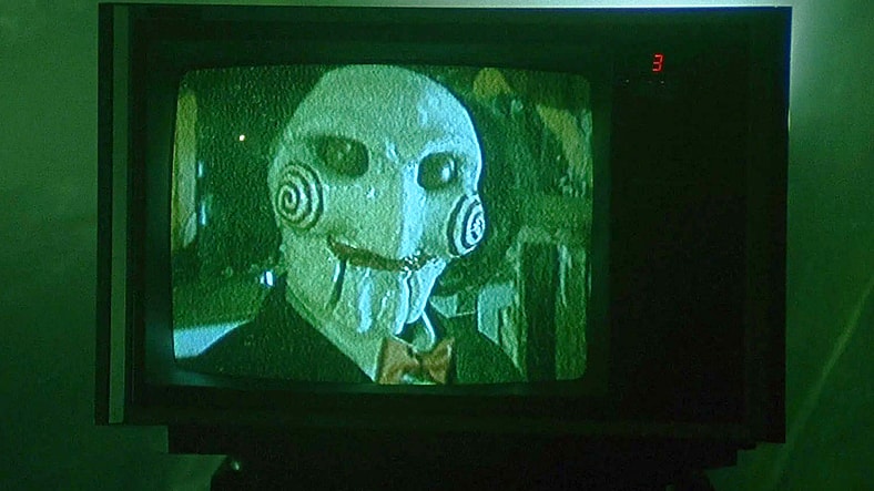 Jigsaw (Tobin Bell) wants to play a game in Saw (2004), Lionsgate Films