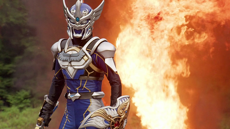 Sonoi (Yuya Tominaga) makes quick work of Minoru (Takashi Sakakibara) in Avataro Sentai Donbrothers Episode 32 "Don 32: Duel Part 2" (2022), Toei Co. Ltd.