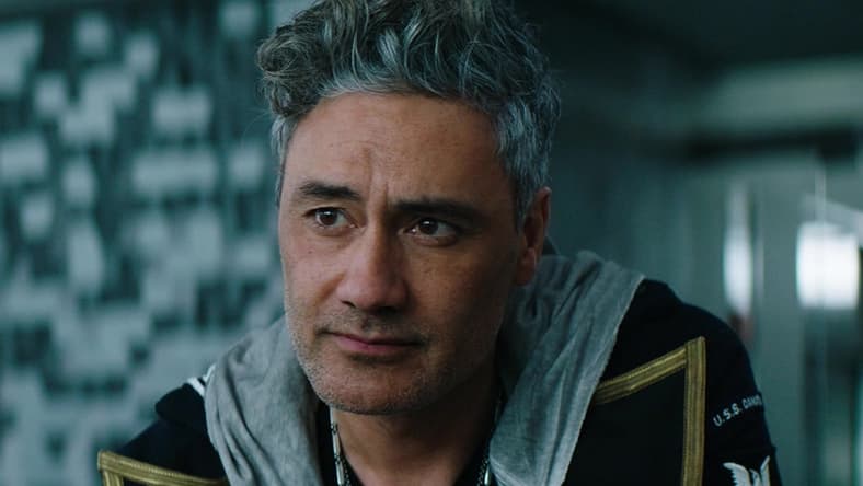 Antwan Hovachelik (Taika Waititi) demands answers in Free Guy (2021), 20th Century Studios