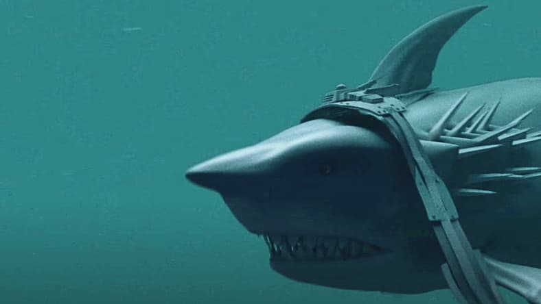 Sharktopus breaks free