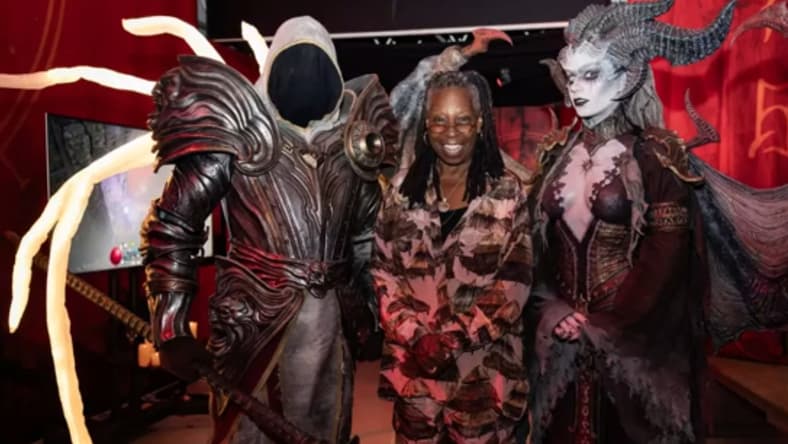 Demons present Whoopi Golberg with 'Key to Hell' at cannabis event