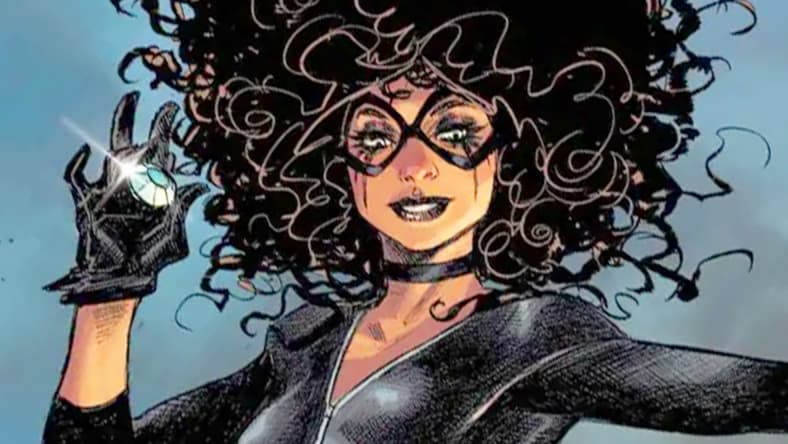 The Black Cat of Earth-6160 makes her debut on Marco Checchetto's cover to Ultimate Spider-Man Vol. 3 #11 (2024), Marvel Comics