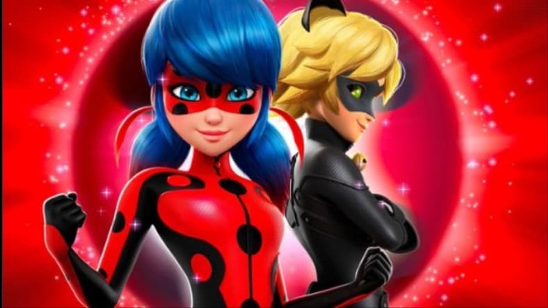Ladybug and Cat Noir in the Intro Poster of Miraculous The Movie- (screenshot): Netflix 2023