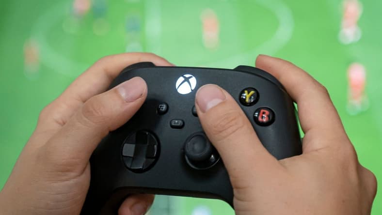 CEO Believes Xbox Must Evolve, Bang Showbiz