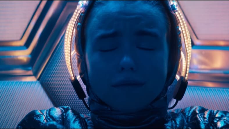 Kara (Milly Alcock) already feels blue so she won't wear it in Supergirl (2026), DC Studios
