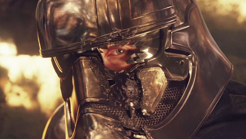Captain Phasma (Gwendoline Christie) realizes her time's run out in Star Wars: Episode VIII - The Last Jedi (2017), Disney/Lucasfilm