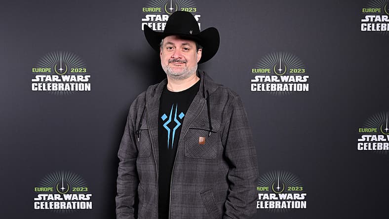 Dave Filoni Says Thrawn Is The Big Bad Of Disney Star Wars' New Republic Era Despite Darth Sidious
