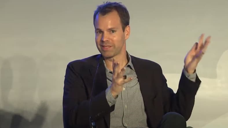 HBO And MAX CEO Casey Bloys Admits And Apologizes For Using Troll Army To Target Critics
