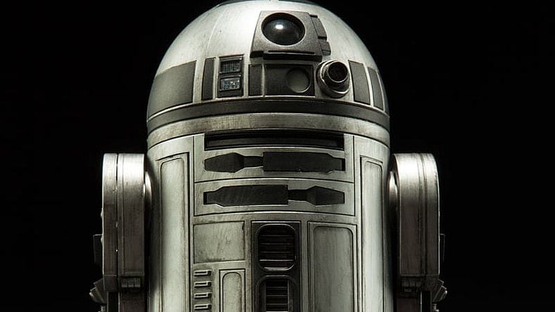 Sideshow Collectibles R2-D2 Monochromatic Silver Convention Exlusive