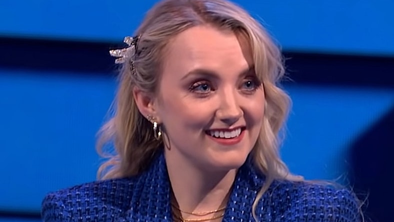 'Harry Potter' actress Evanna Lynch stops by The Russell Howard Hour in 2022