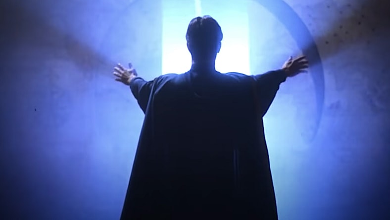 Doctor Mordrid (Jeffrey Combs) opens a portal in Doctor Mordrid (1992), Full Moon Entertainment
