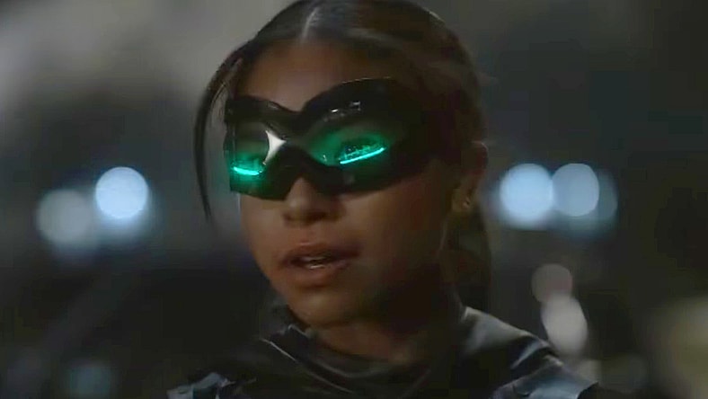 Carrie Kelley (Navia Robinson) rescues the titular team in Gotham Knights Season 1 Episode 1 "Pilot" (2023), The CW