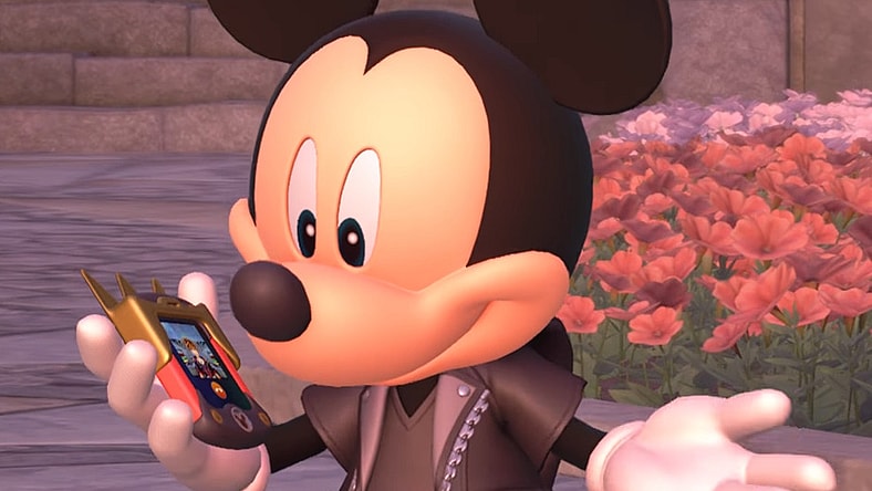 King Mickey (Chris Diamantopoulos) and Riku (David Gallagher) explain the concept of Replicas to Sora (Haley Joel Osment) in Kingdom Hearts 3 (2019), Square Enix