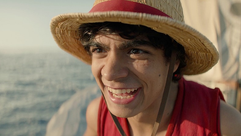Luffy (Iñaki Godoy) looks to the Grand Line in One Piece Season 1 Episode 8 "Worst in the East' (2023), Netflix