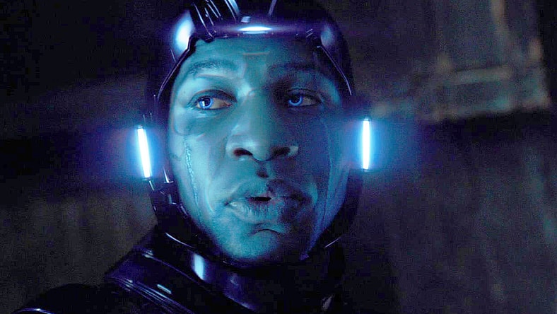 Kang the Conqueror (Jonathan Majors) attempts to bargain with Scott Lang (Paul Rudd) in Ant-Man and the Wasp Quantumania (2023), Marvel Entertainment