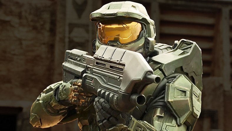 Master Chief (Pablo Schreiber) draws his assault rifle in Halo Season 1 Episode 1 "Contact" (2022), Paramount Plus