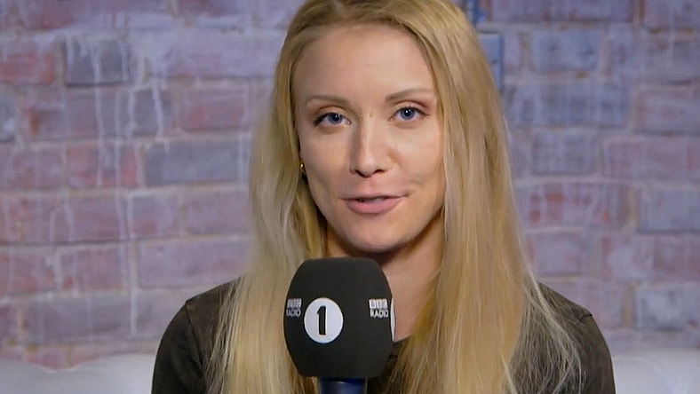 Jules Hardy shares her thoughts on the Lego Jurassic World game for BBC Radio 1 (2015), BBC