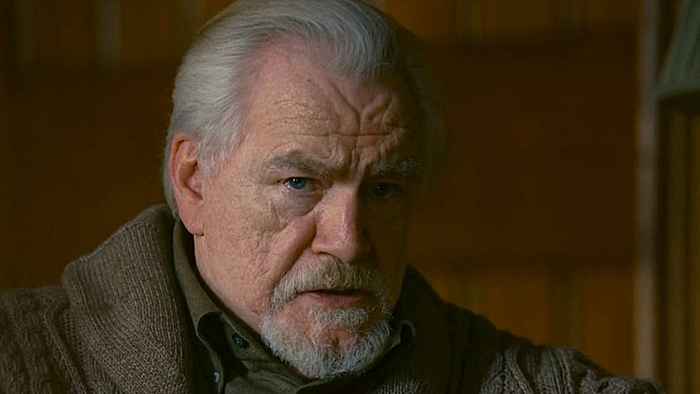 Logan (Brian Cox) calls his son Kendall (Jeremy Strong) to talk about the accident in Succession Season 1 Episode 10 "Nobody Is Ever Missing" (2018), HBO