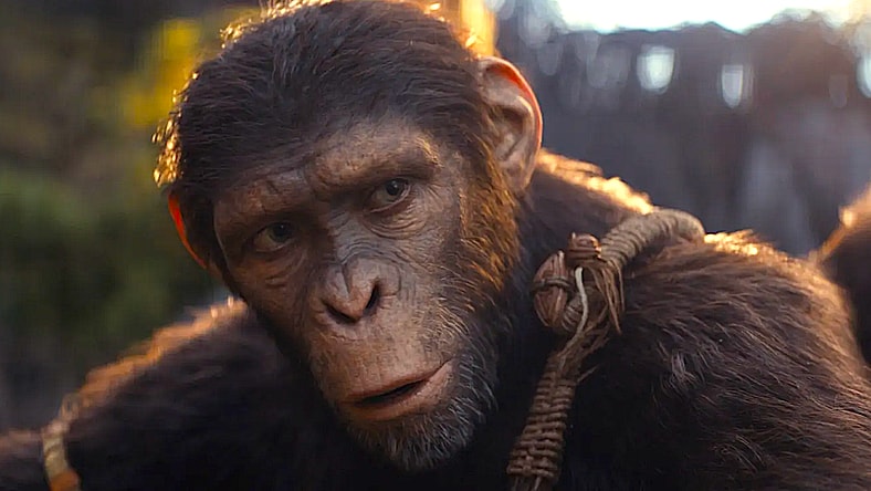 (Front): Noa (played by Owen Teague) in 20th Century Studios' KINGDOM OF THE PLANET OF THE APES. Photo courtesy of 20th Century Studios. © 2024 20th Century Studios. All Rights Reserved.