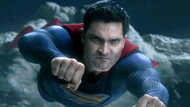 Superman (Tyler Hoechlin) rushes to meet Doomsday (Tyler Hoechlin) head-on in Superman & Lois Season 3 Episode 13 "What Kills You Only Makes You Stronger" (2023), The CW