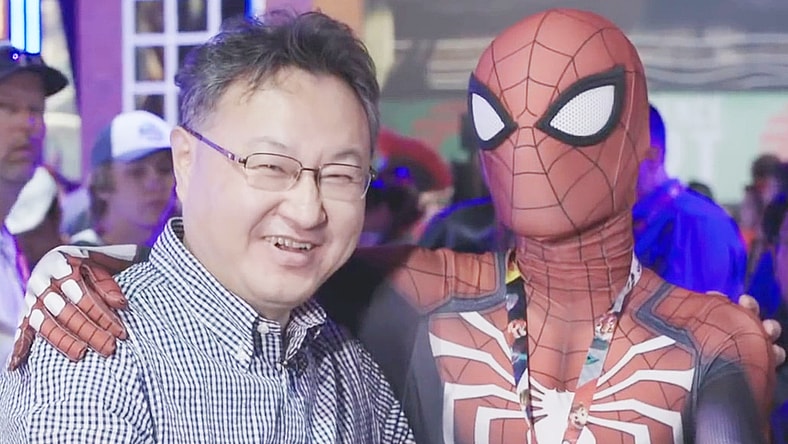 Shuhei Yoshida poses with a Spider-Man cosplayer at E3 2018, PlayStation Studios