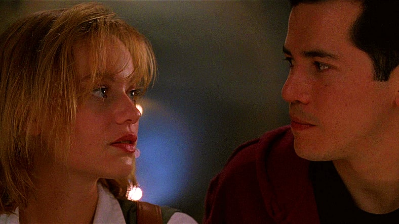 Samantha Mathis and John Leguizamo in Super Mario Bros. (1993), Hollywood Pictures