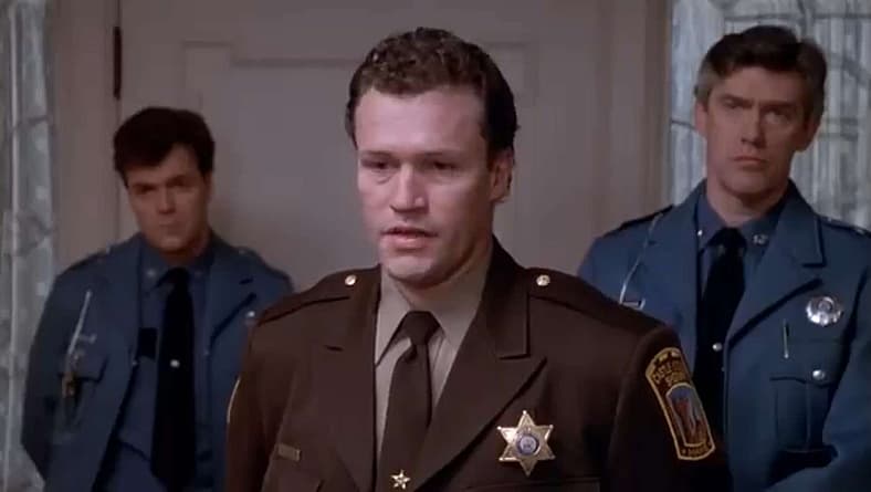 Sheriff Alan Pangborn gives his murder suspect way too much benefit of the doubt in The Dark Half