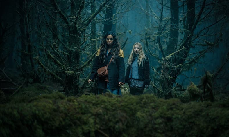 Georgina Campbell as Ciara, Dakota Fanning as Mina in Warner Bros. Pictures' THE WATCHERS