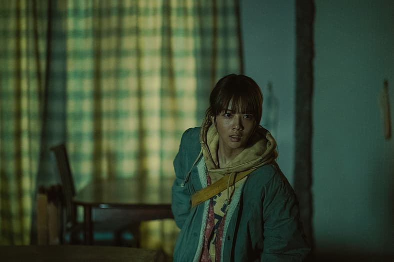 Roh Jeong-eui as Su-na in Badland Hunters Cr. Cha Min-jung/Netflix © 2024