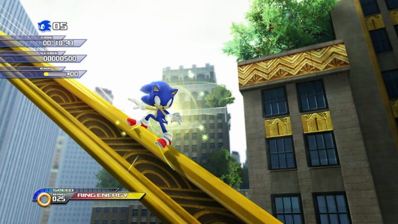 Sonic (Jason Griffith) grinds down a rail in Skyscraper Scramble in Sonic Unleashed (2008), SEGA