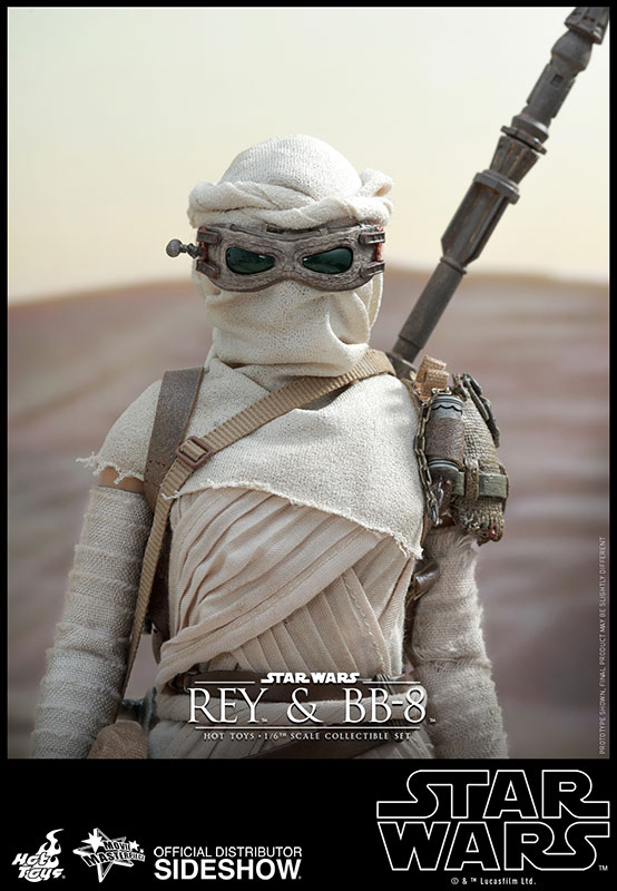 Rey and BB-8 Sixth Scale Figure Set by Hot Toys