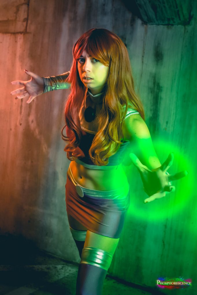 21 Starfire Cosplays That Look A Thousand Times Better Than The Titans