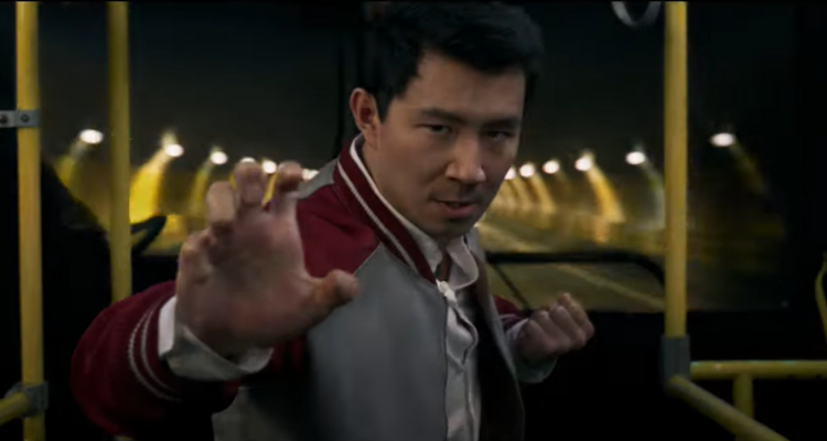 Shang-Chi: Simu Liu faz piada com quem desejou fracasso do filme