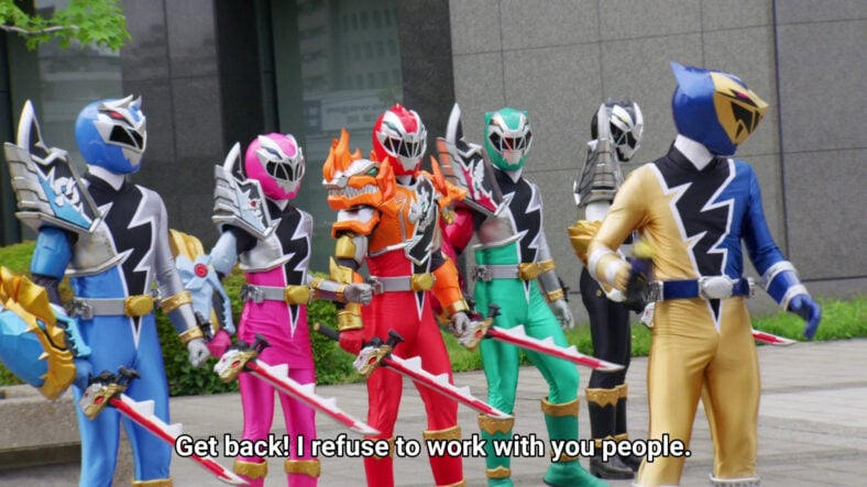 Canalo (Katsumi Hyodo)  has no time for his teammates in Dinoknight Sentai Ryusoulger  Episode 15 "The King of the Deep" (2019), Toei Co. Ltd. 