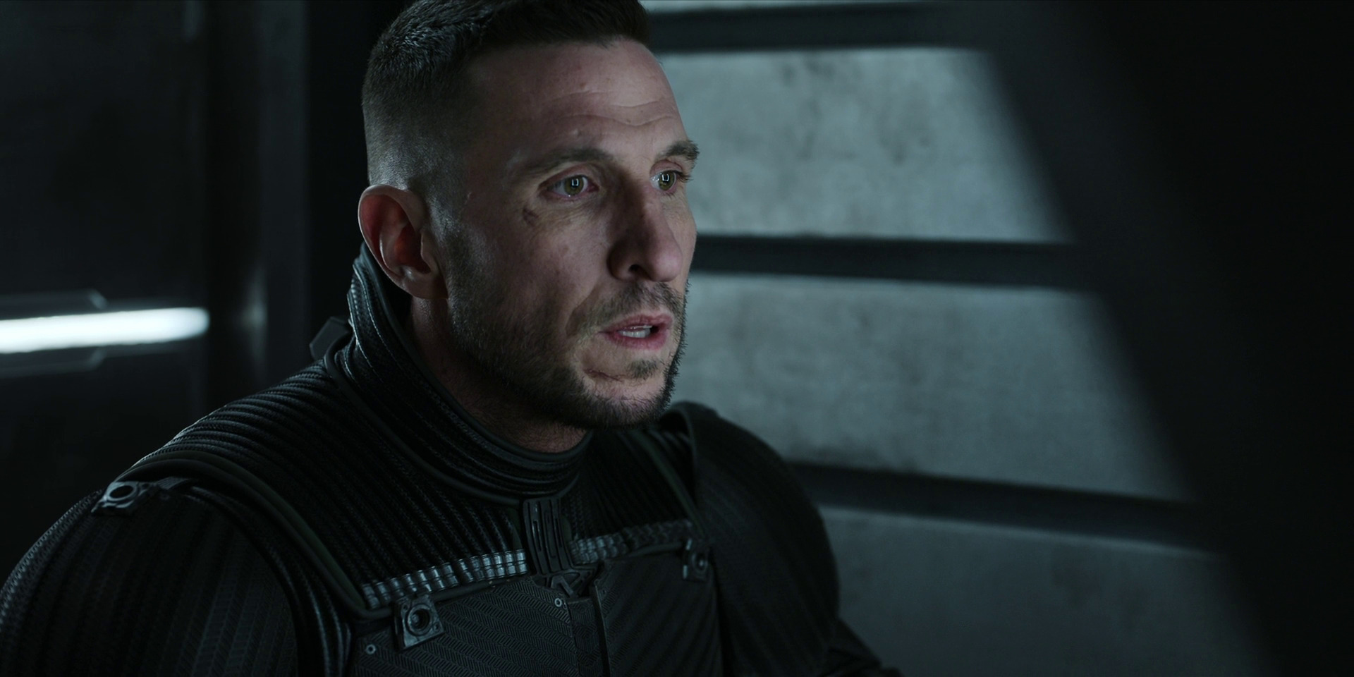 Halo Star Pablo Schreiber Responds To Series Critics: “I Respect Your  Opinion And I Love You Too” - Bounding Into Comics