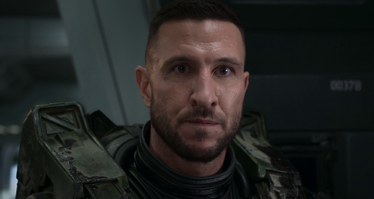 Halo Star Pablo Schreiber Responds To Series Critics: “I Respect Your  Opinion And I Love You Too” - Bounding Into Comics