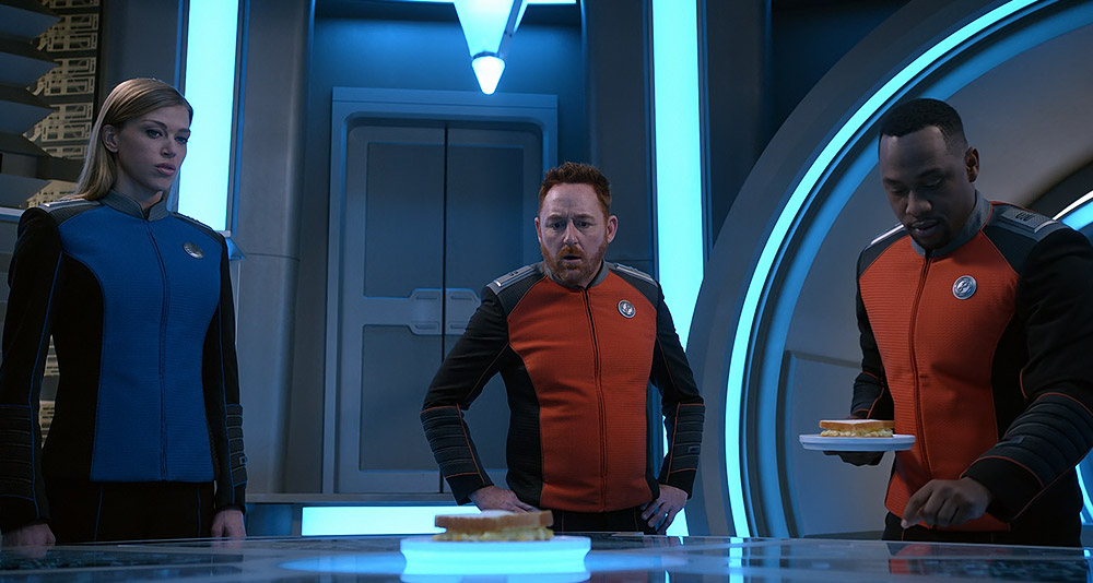 LaMarr sends a sandwich through time in The Orville