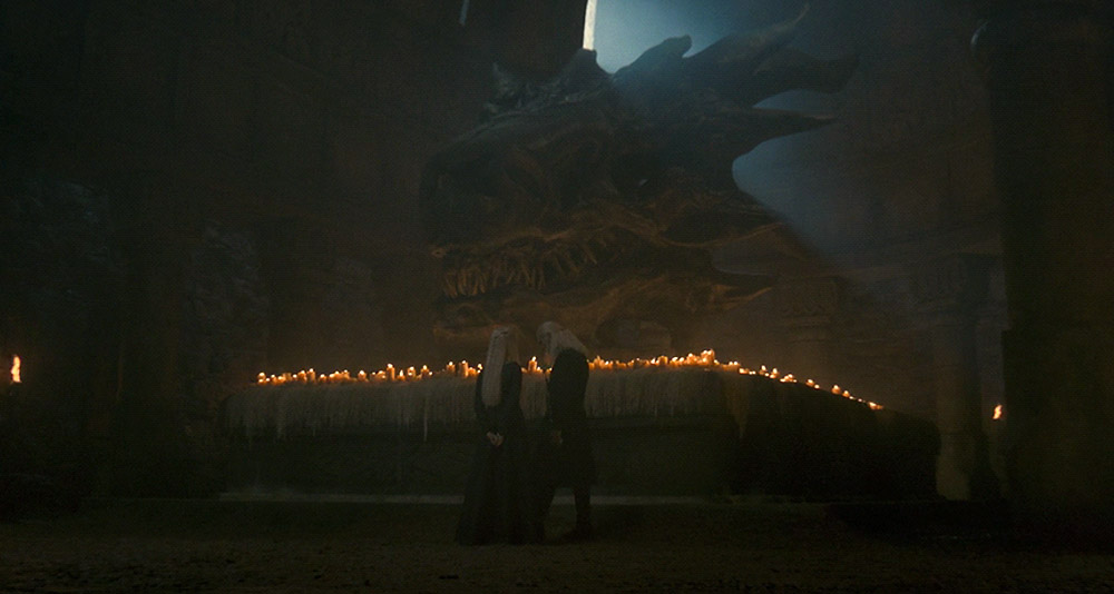 King Viserys speaks with his daughter in House of the Dragon