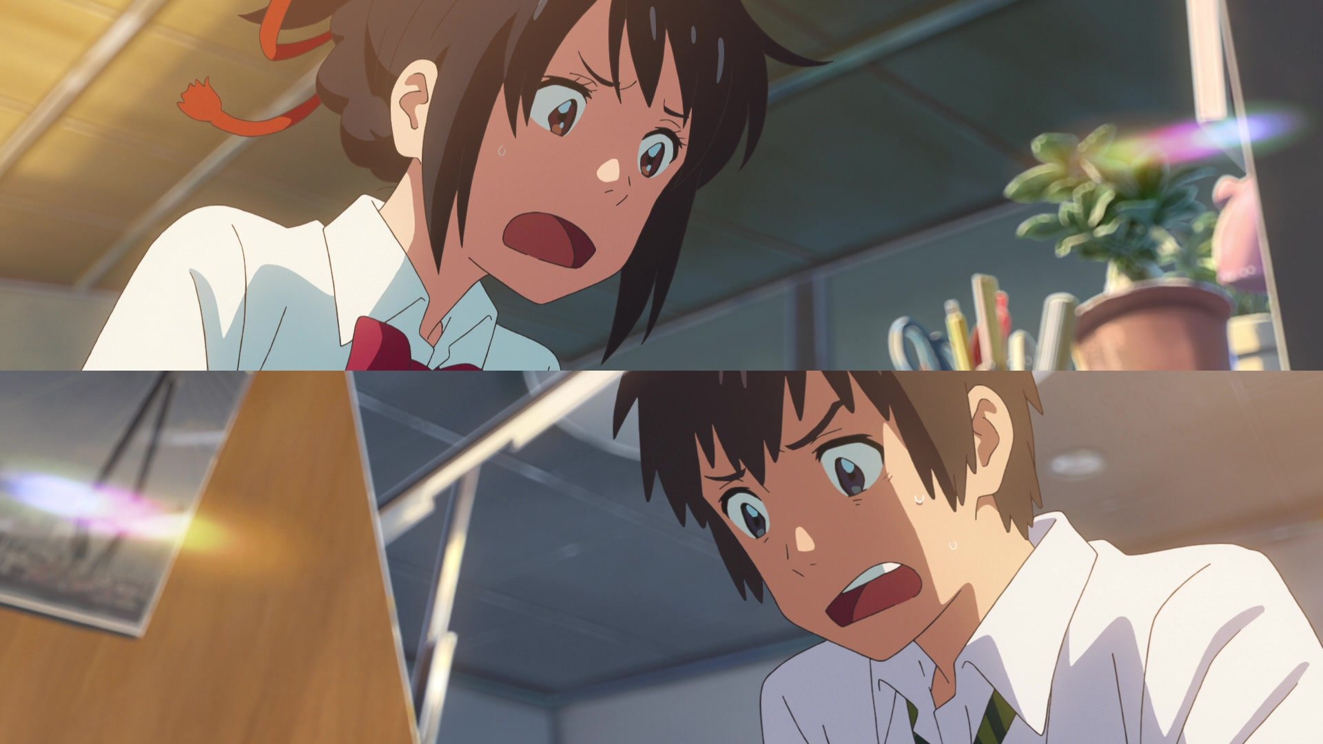 Taki (Ryunosuke Kamiki) Et Mitsuha (Mone Kamishiraishi) Passent En Revue Les Notes Laissées Par L'Autre Lors De L'Échange De Corps Dans Your Name (2016), Toho Via Blu-Ray