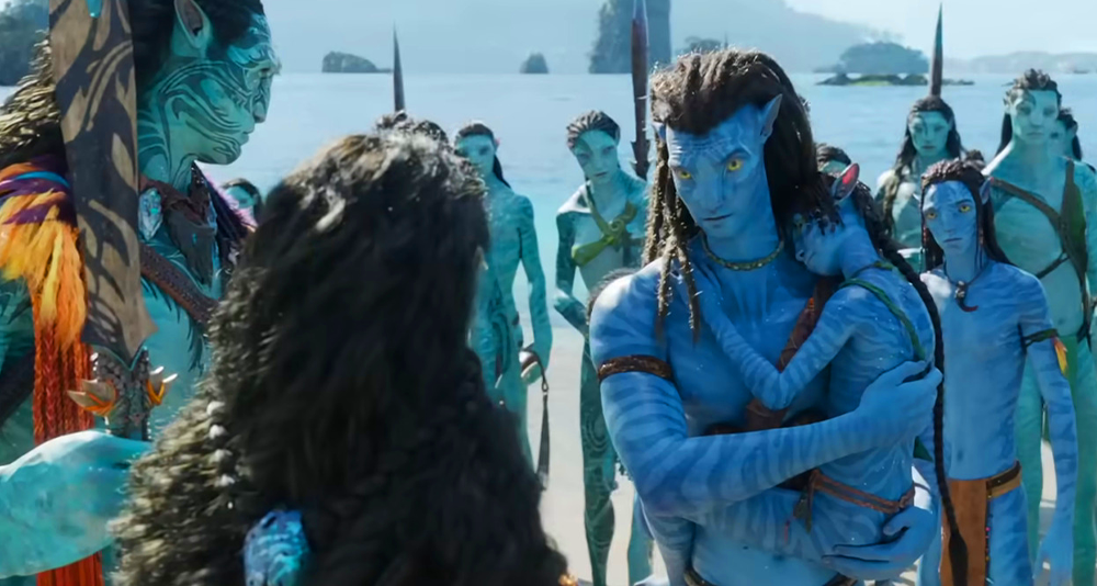 Jake Sully (Sam Worthington) and Neytiri (Zoe Saldaña) introduce themselves and their family to the Metkayina in Avatar: The Way of Water (2022), Disney via YouTube