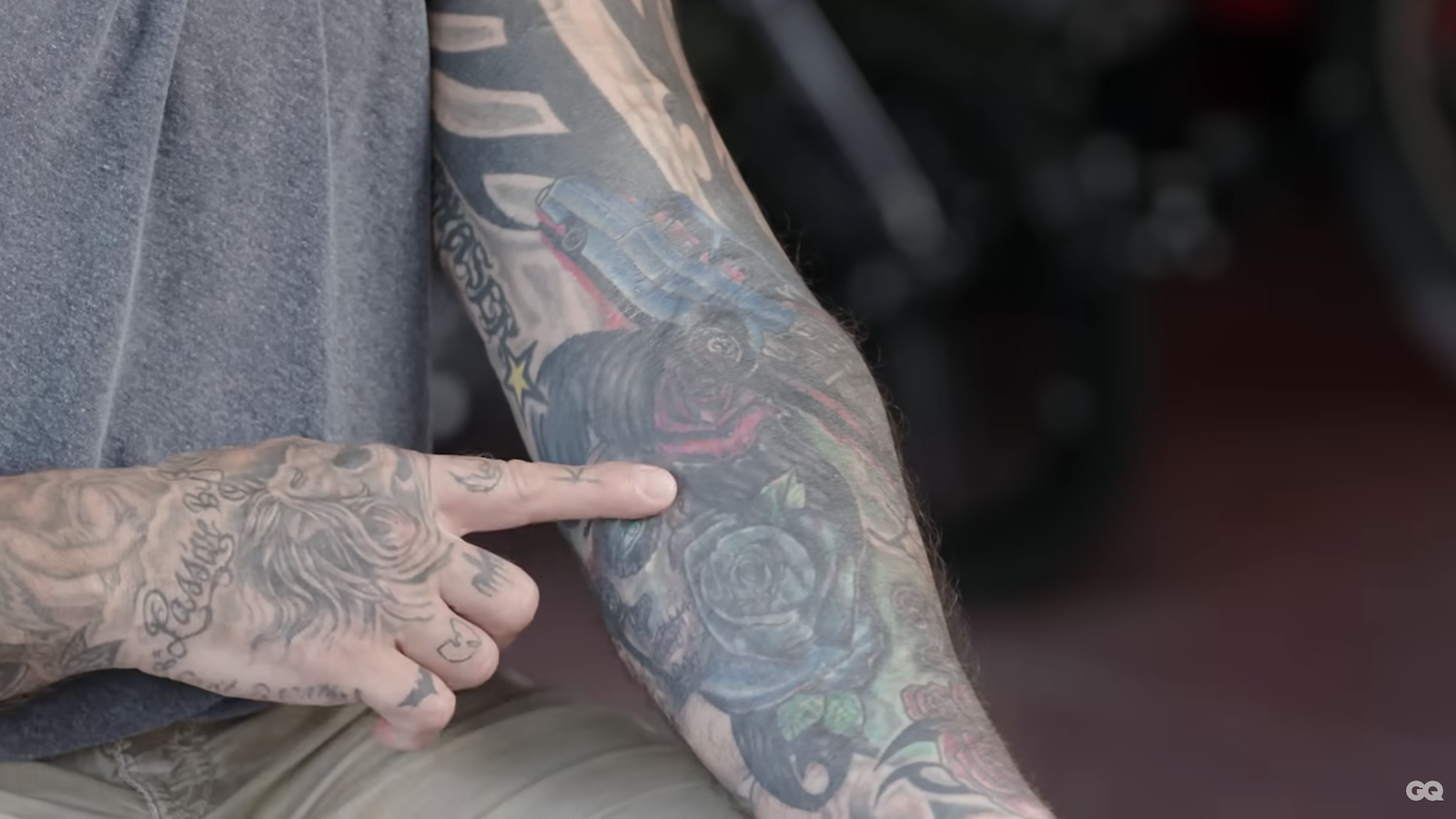 Dave Bautista diz que cobriu tatuagem de Manny Pacquiao após