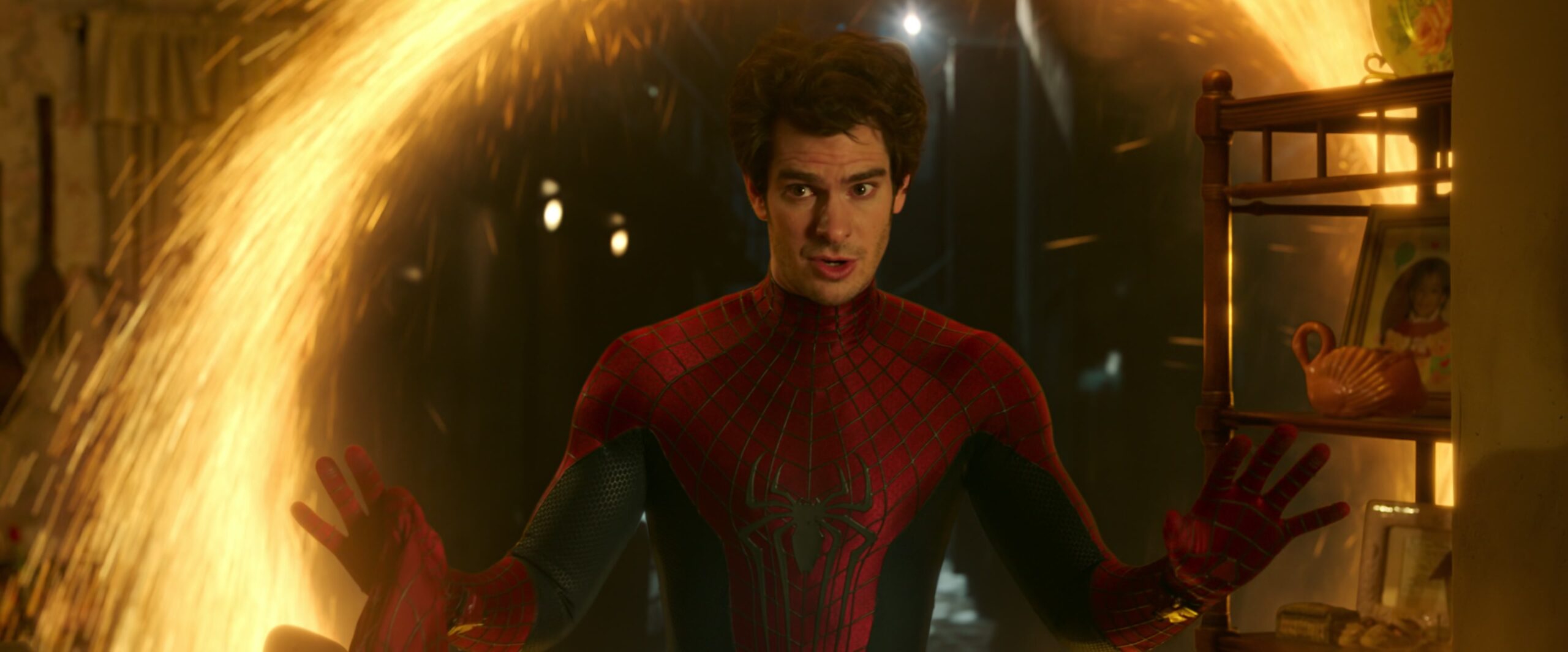Peter Parker (Andrew Garfield) in Spider-Man: No Way Home (2021), Marvel Entertainment
