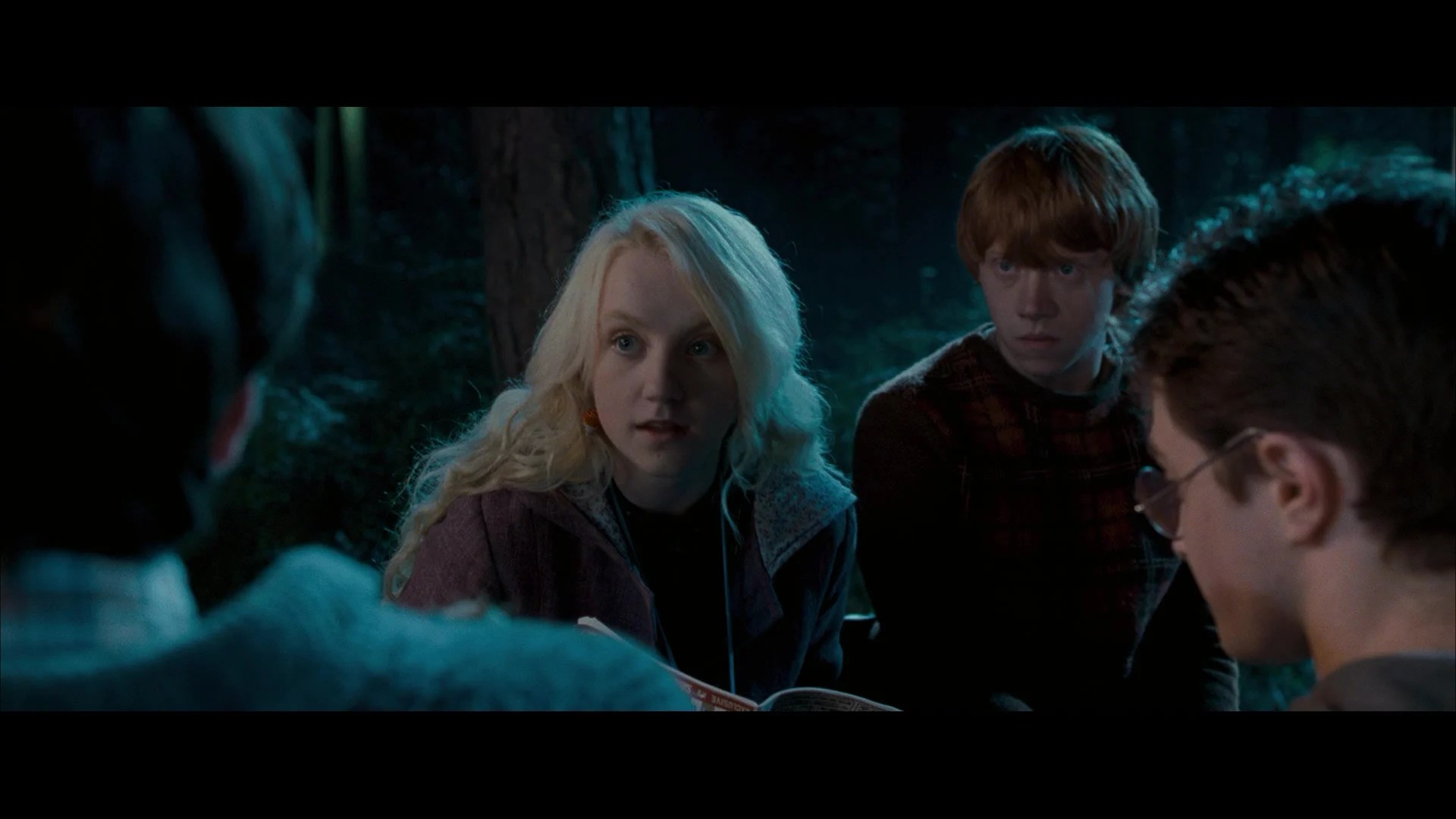 Harry Potter (Daniel Radcliffe), Ron Weasley (Rupert Grint) and Neville Longbottom (Matthew Lewis) meet Luna Lovegood (Evanna Lynch) for the first time in Harry Potter and the Order of the Phoenix (2007), Warner Bros. Pictures