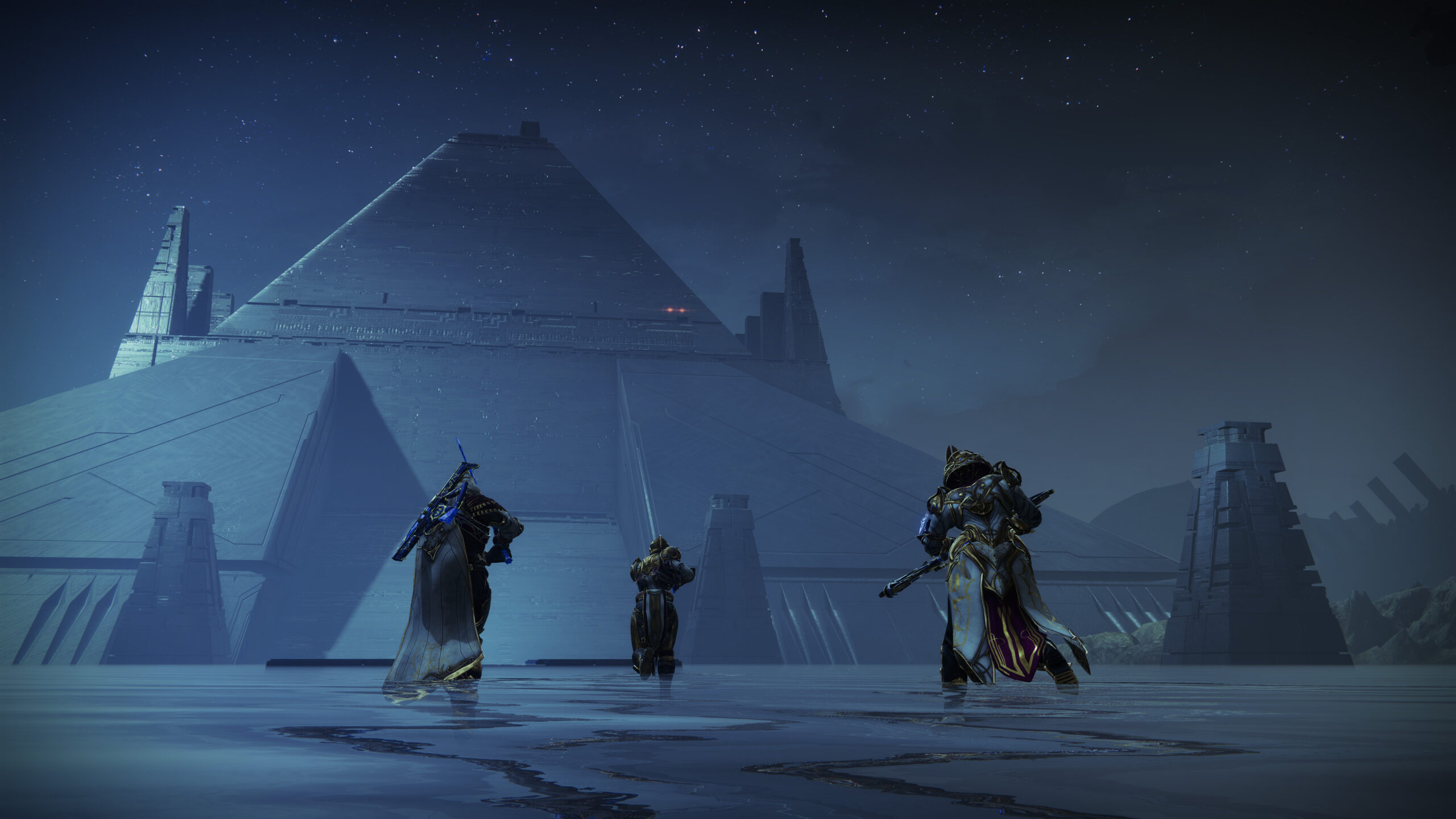 Players prepare to enter a pyramid in Defiant Battlegrounds via Destiny 2: Lightfall (2023)