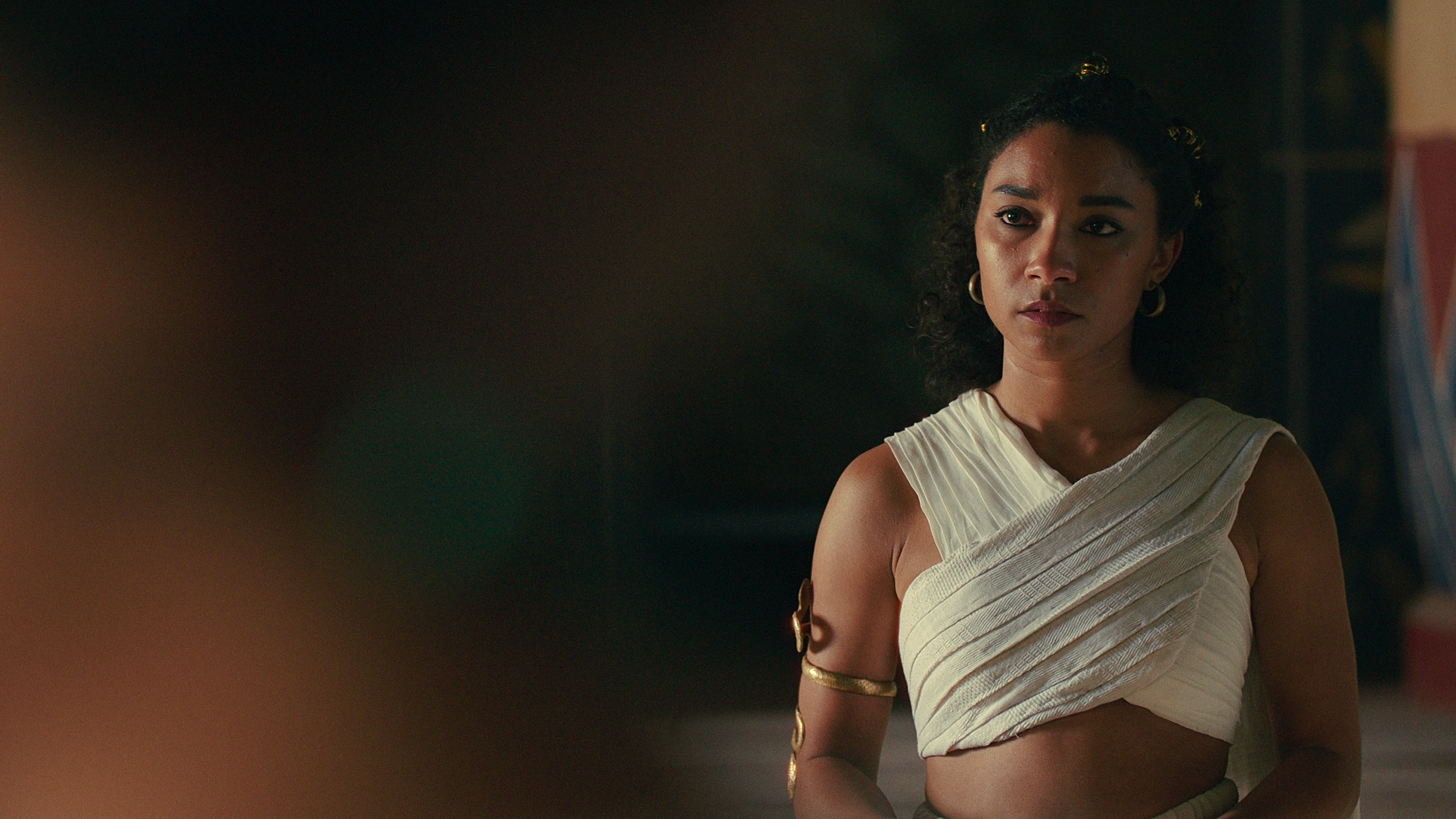 Cleopatra (Adele James) steels herself in Queen Cleopatra (2023), Netflix