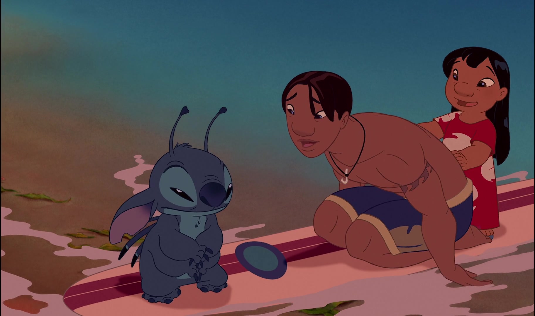 David Kawena (Jason Scott Lee) discovers Stitch (Chris Sanders) is an alien in Lilo & Stitch (2002), Walt Disney Studios