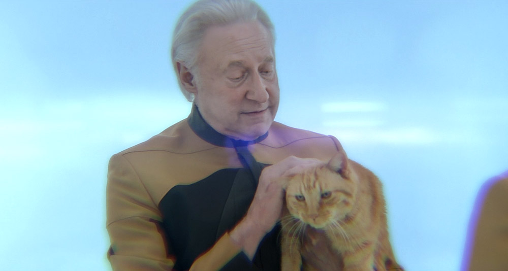 Data holds a facsimile of his cat Spot while addressing Lore in 'Star Trek: Picard' season 3 (2023), Paramount+